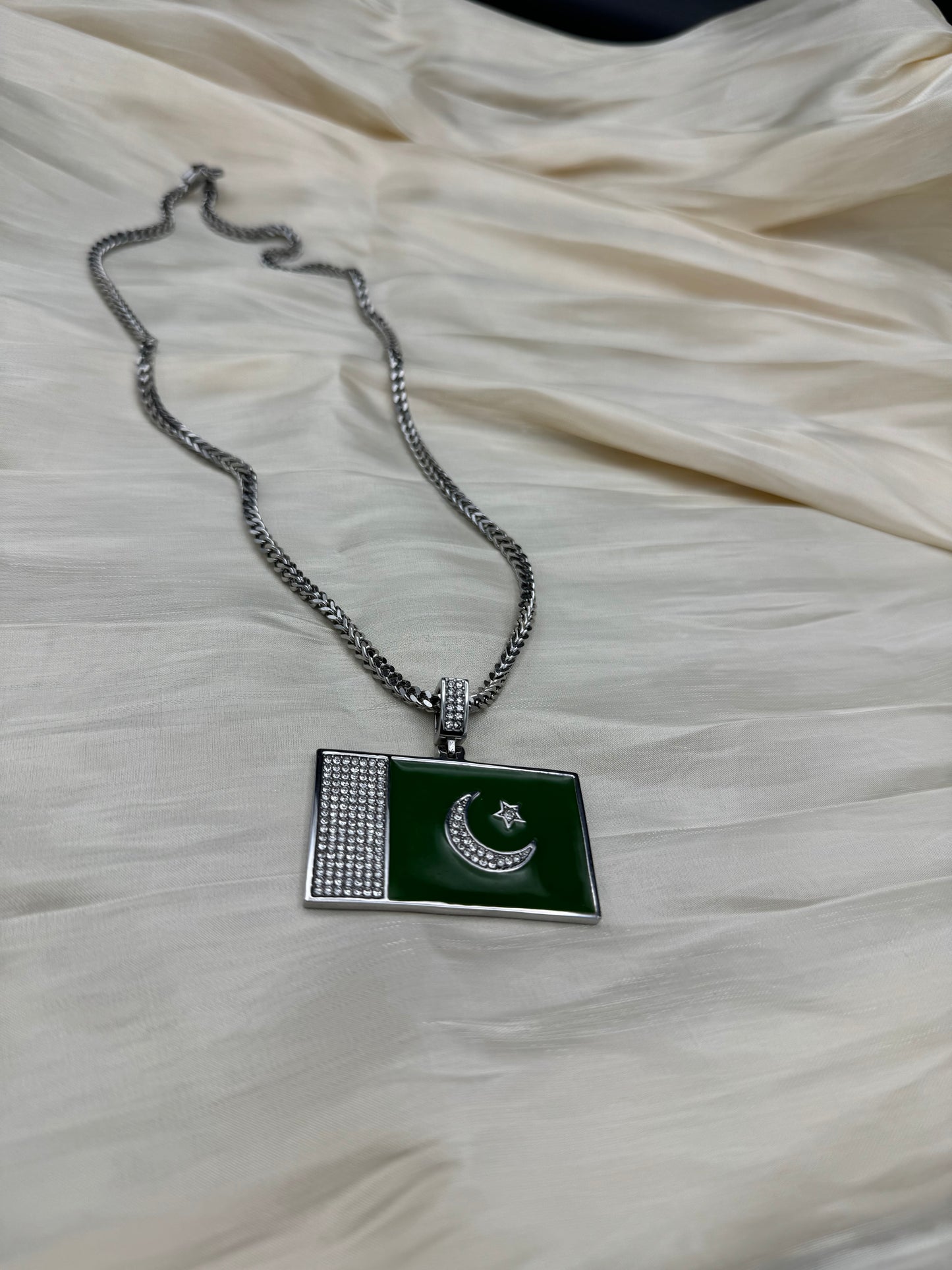 Pakistan Flag Pendant